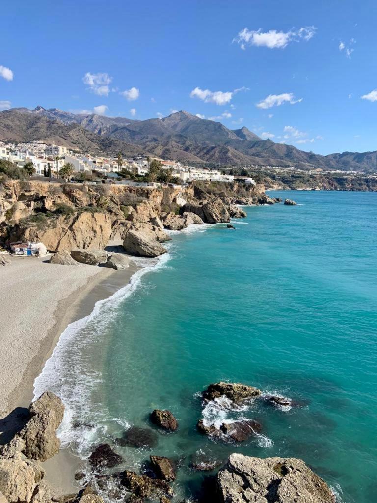 Luxury Sea View 2 Bedroom Apartment By Maison Jaken Nerja Eksteriør bilde