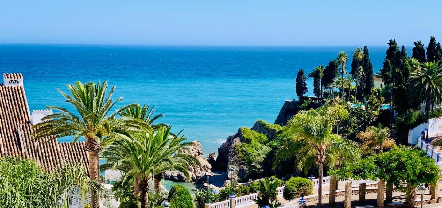 Luxury Sea View 2 Bedroom Apartment By Maison Jaken Nerja Eksteriør bilde
