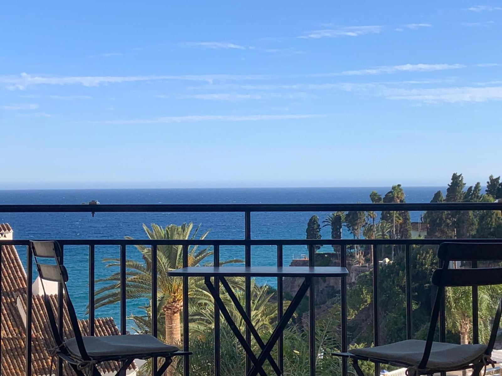 Luxury Sea View 2 Bedroom Apartment By Maison Jaken Nerja Eksteriør bilde